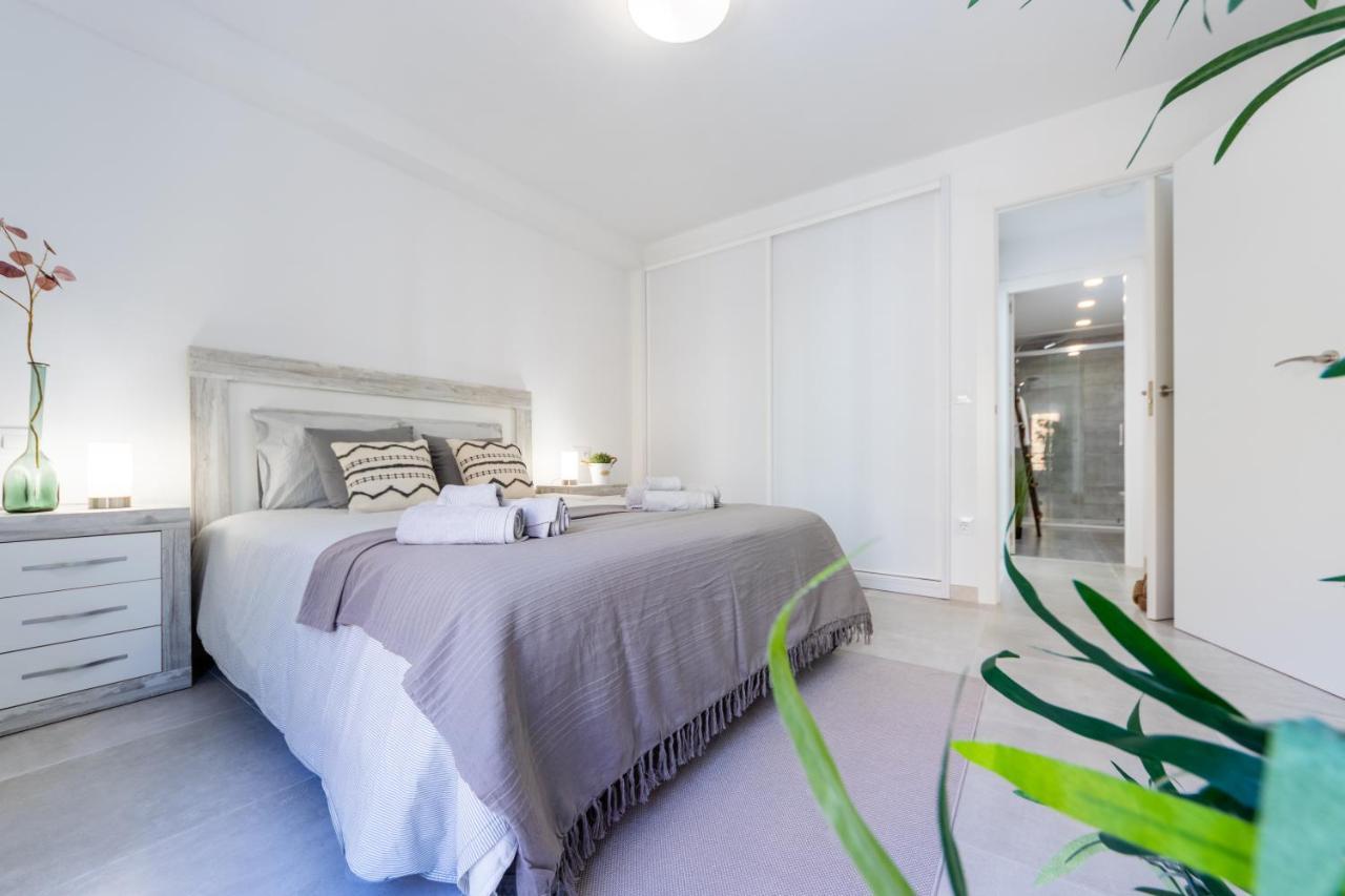 Boooom!!! Apartment With Swimming Pool 萨洛 外观 照片