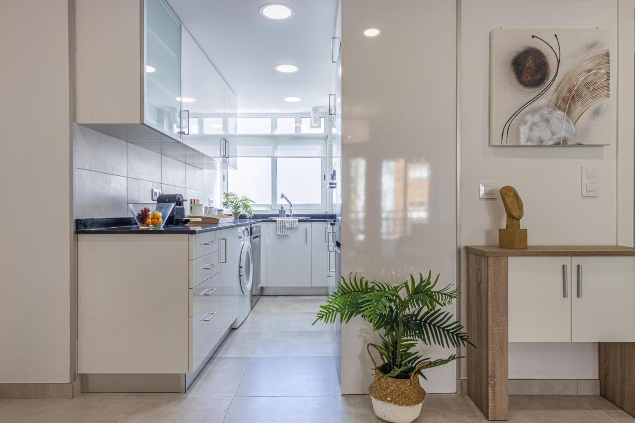 Boooom!!! Apartment With Swimming Pool 萨洛 外观 照片