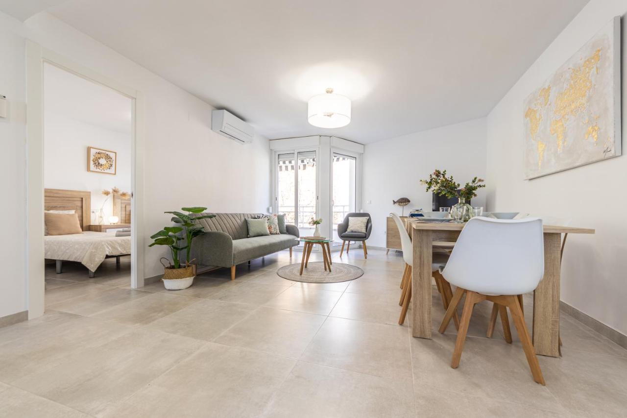Boooom!!! Apartment With Swimming Pool 萨洛 外观 照片