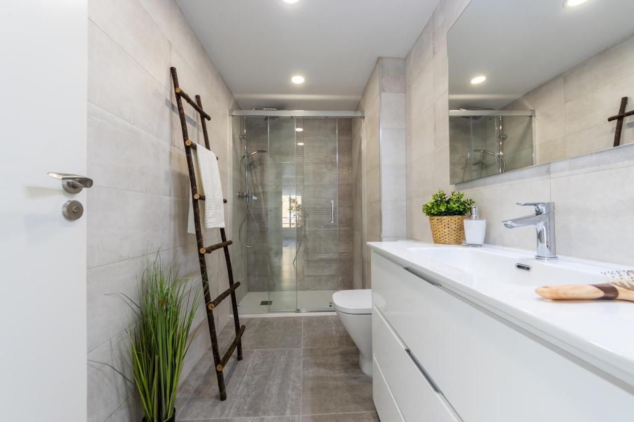 Boooom!!! Apartment With Swimming Pool 萨洛 外观 照片